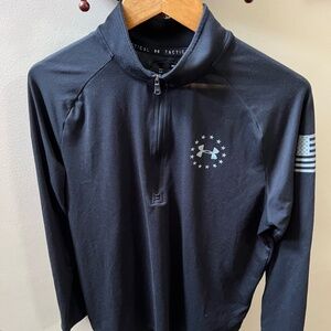 Men's Under Armour Tactical Black Pullover Medium